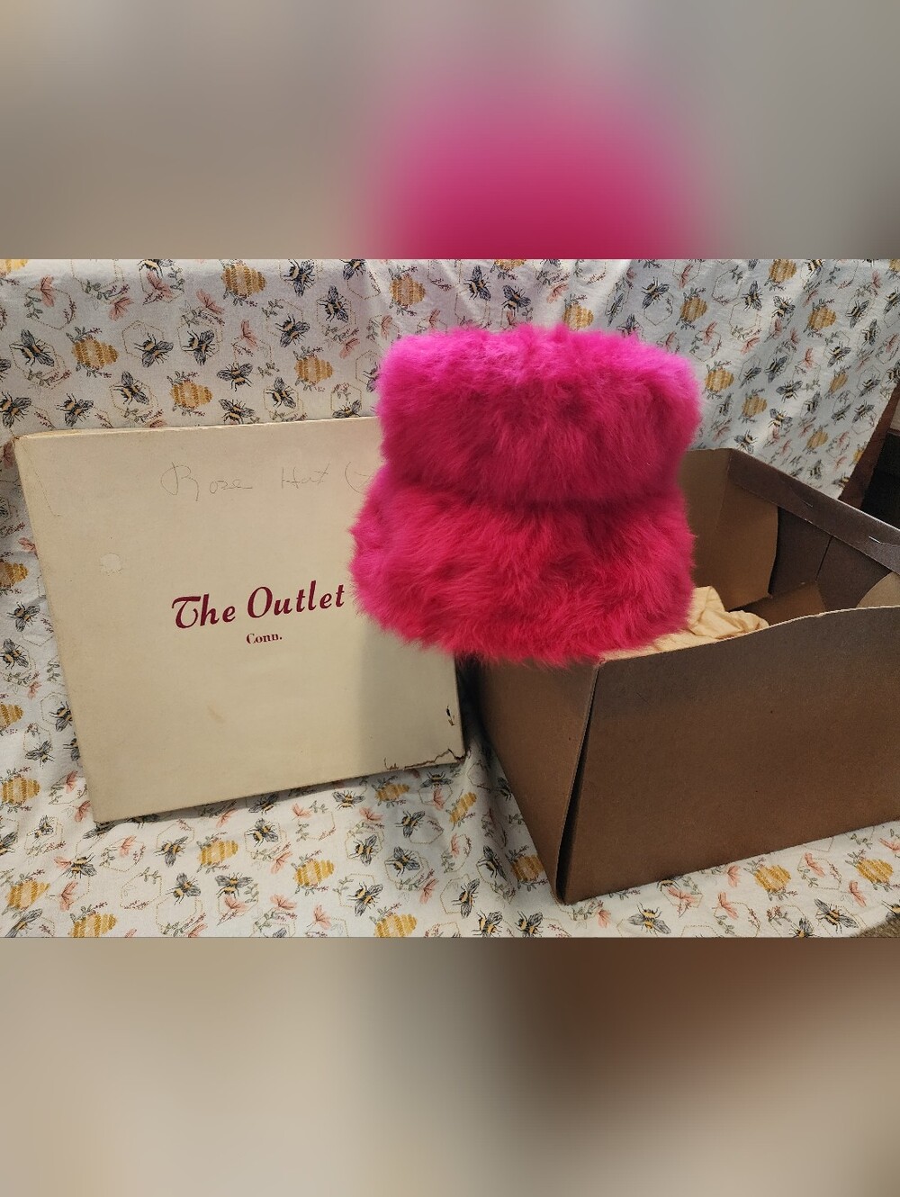 Fuchsia Pink Fur Womans Vintage Bucket Hat
